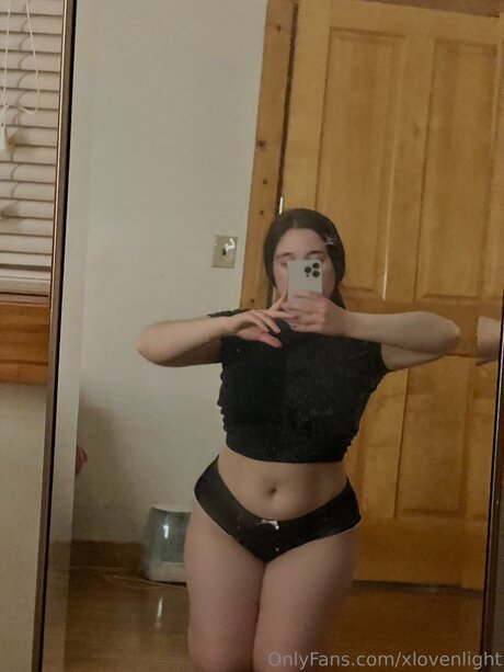 Xlovenlight porn actress gallery