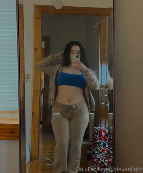 Xlovenlight star exclusive galleries