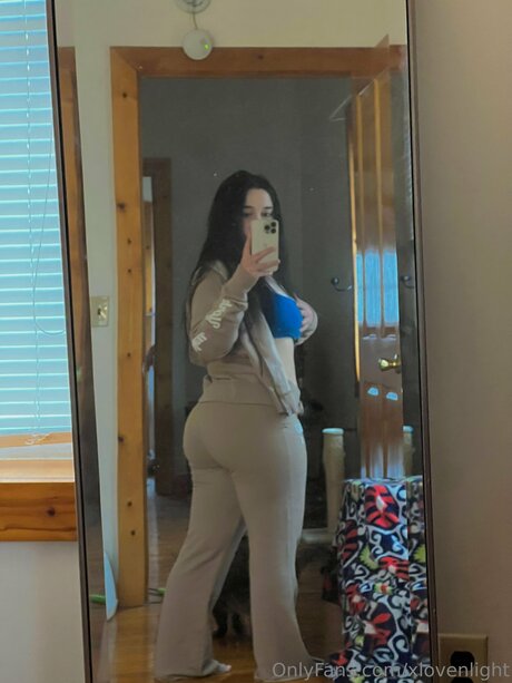 Xlovenlight model sexy galleries