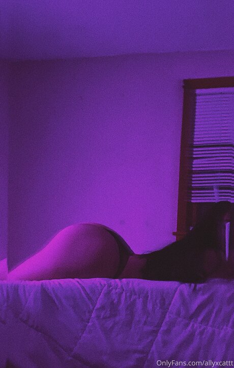 Xlovenlight free model archive