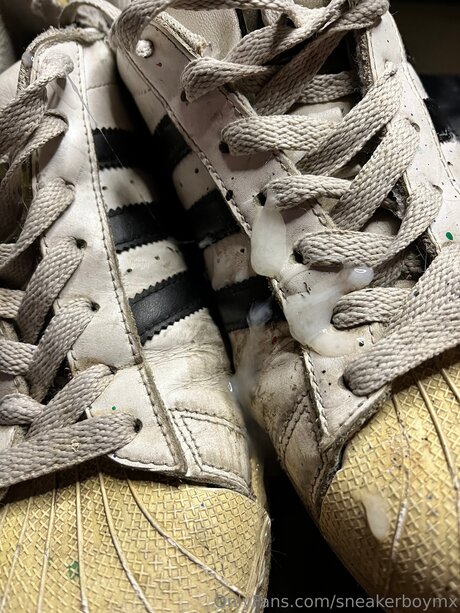 Sneakerboymx model high quality photos