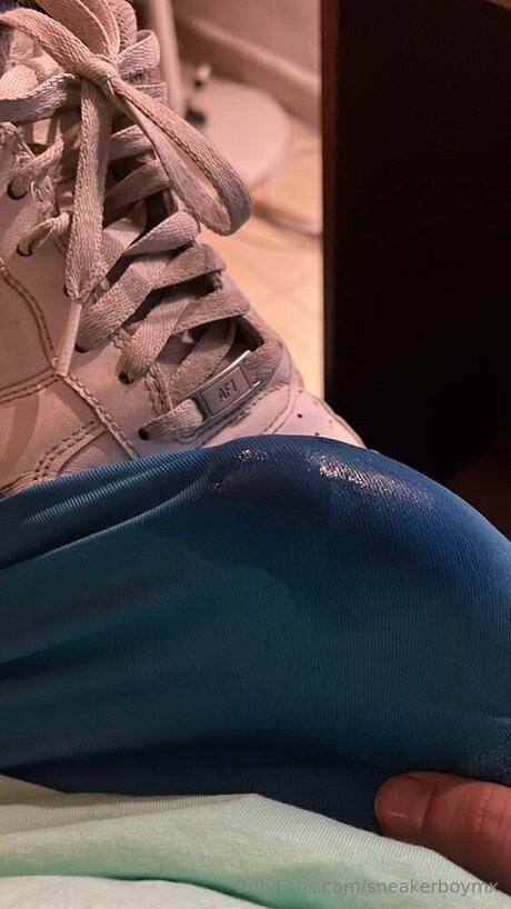 Sneakerboymx pornstar top gallery