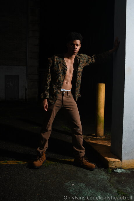 Kurlyheadtrelll erotic actress gallery