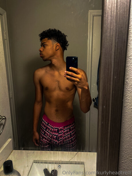 Kurlyheadtrelll exclusive model img