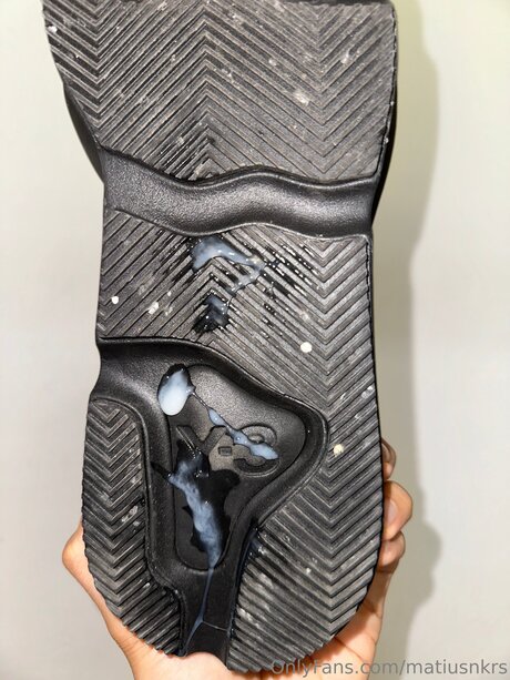 Matiusnkrs model adult img