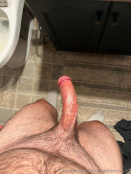 Canadiancub30 pornographic model picture