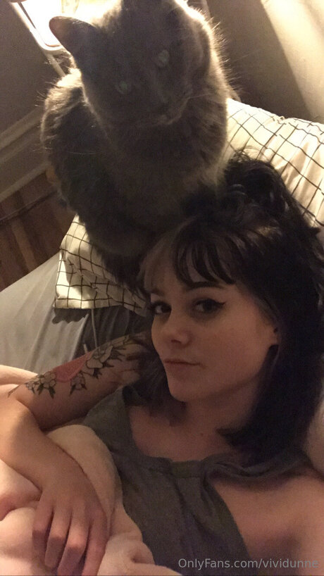 Vividunne nudes pornstar img