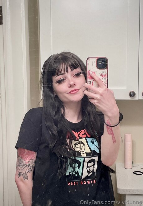 Vividunne Profile pic