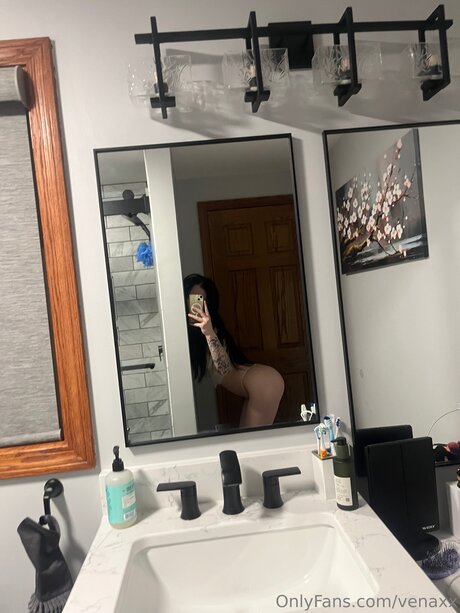 Venaxx star nude gallery