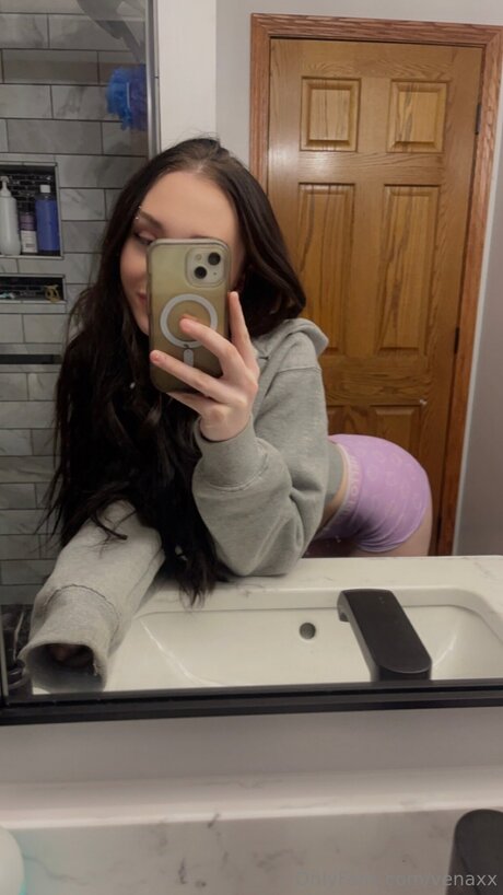 Venaxx xxx pornstar gallery