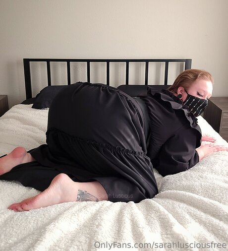 Sarahlusciousfree pornstar adult images