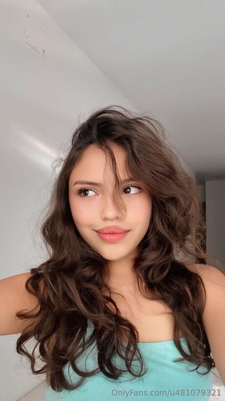 Lexifernandes model exclusive img