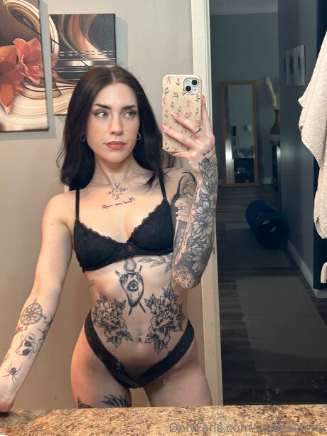 Sadieselena nice pornstar gallery