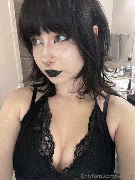 Neonkit high quality model pic