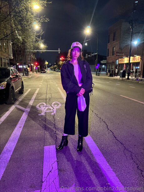 Robin2doorsdown exclusive star photo