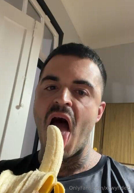 Xewyhdezz pornstar hot gallery