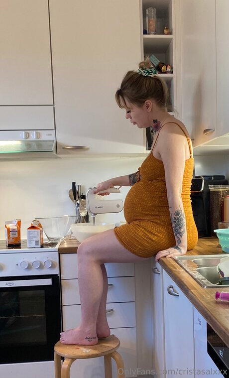 Cristasalxxx adult model image