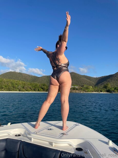 waitress onlyfans hot pics