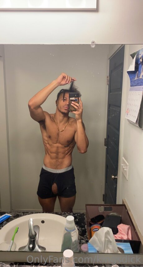 Kingsdick sexy model archive