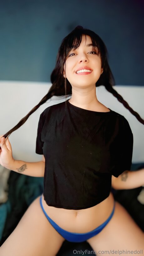 Delphinedoll pretty star pics