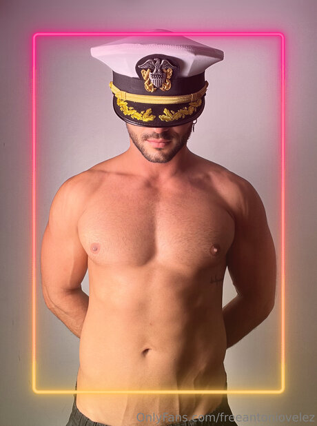 Freeantoniovelez pornographic actress picture