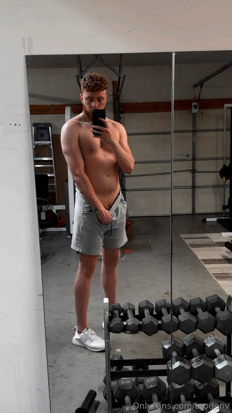 Brodenv star nudes images