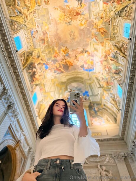 Anna Starlet model pretty pic