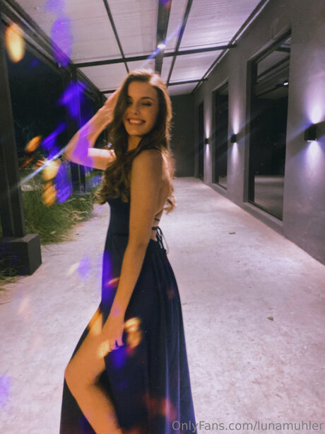 Lunamuhler art actress gallery