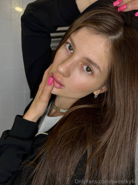 Kylie Oftv naked actress img