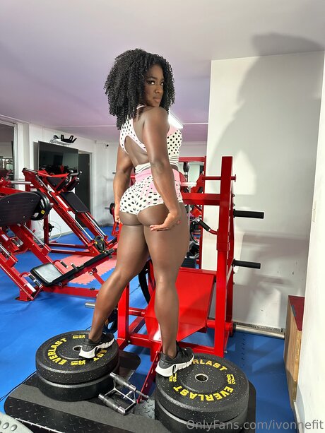 Ivonnefit nice actress image