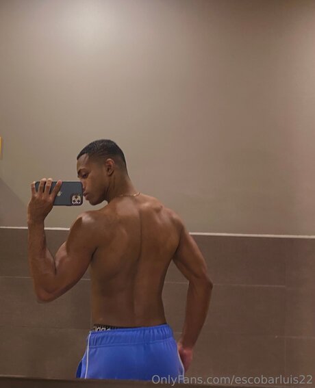 Escobarluis22 Profile pic