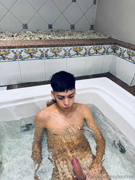 Leofree sex star pics