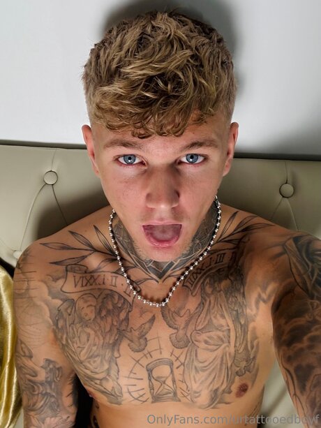 Urtattooedboyf pornstar art photos