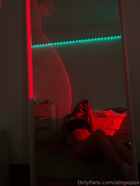 Alinpopov naked pornstar image