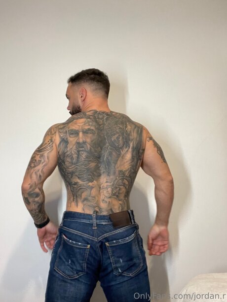 Jordan R actress photos