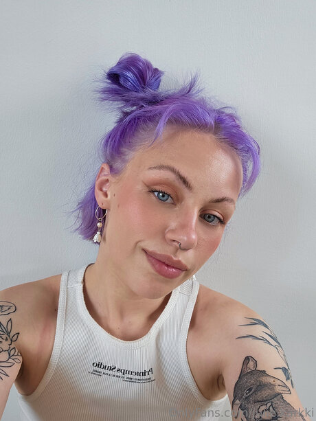 Julie Karkki star hd img