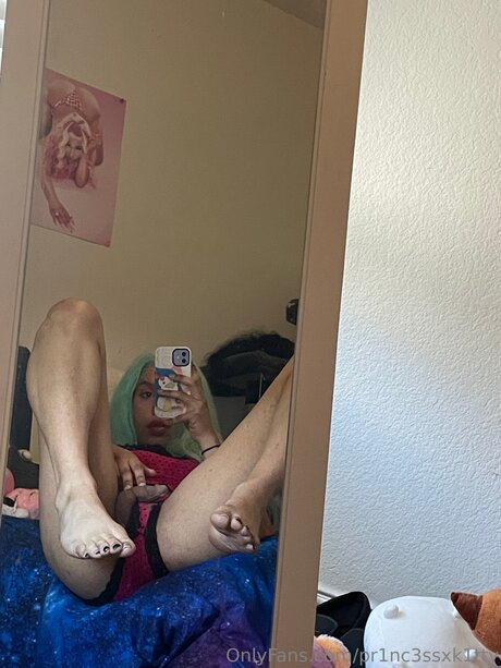 Pr1nc3ssxk1tty free model photos