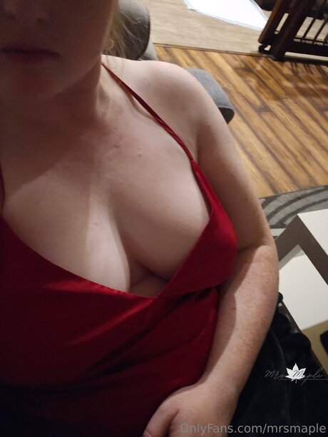 Mrsmaple erotic pornstar image