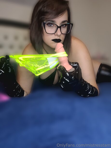 Mistresstam naked pornstar galleries