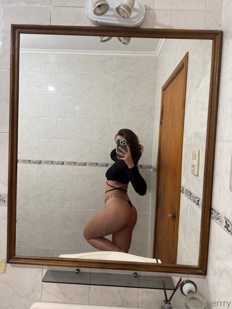 Jessy Berrry porn model picture