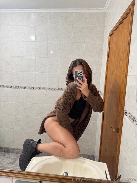 Jessy Berrry pornstar sexy gallery