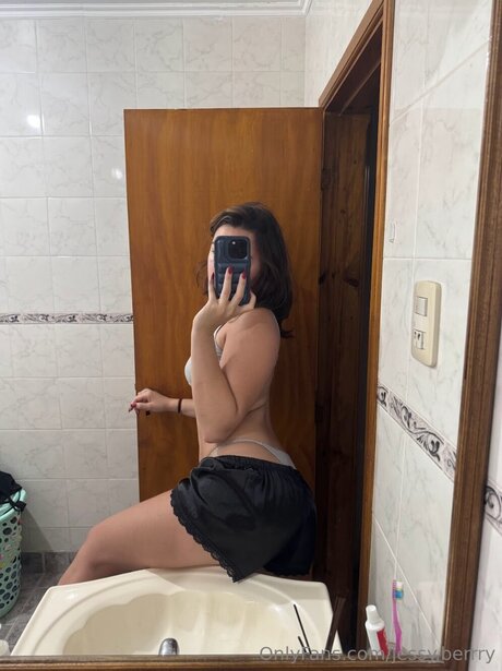 Jessy Berrry model hot pic