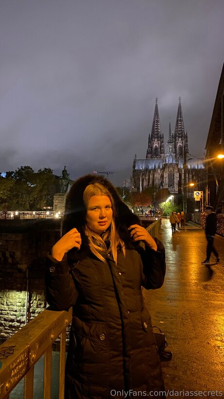 Dariassecrets sex model picture