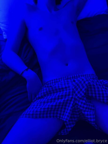 Elliot Bryce pornstar xxx photo