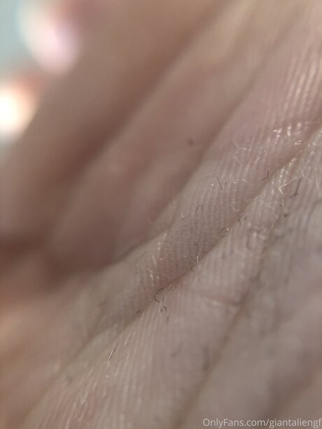 Giantaliengf nudes actress archive