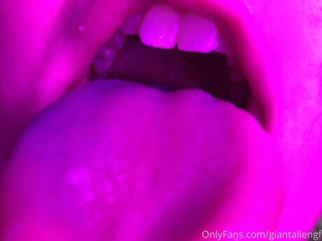 Giantaliengf star nice photos