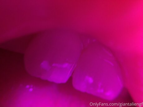 Giantaliengf perfect model pictures