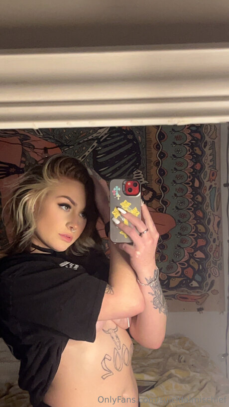 Suicidalmischief top pornstar picture