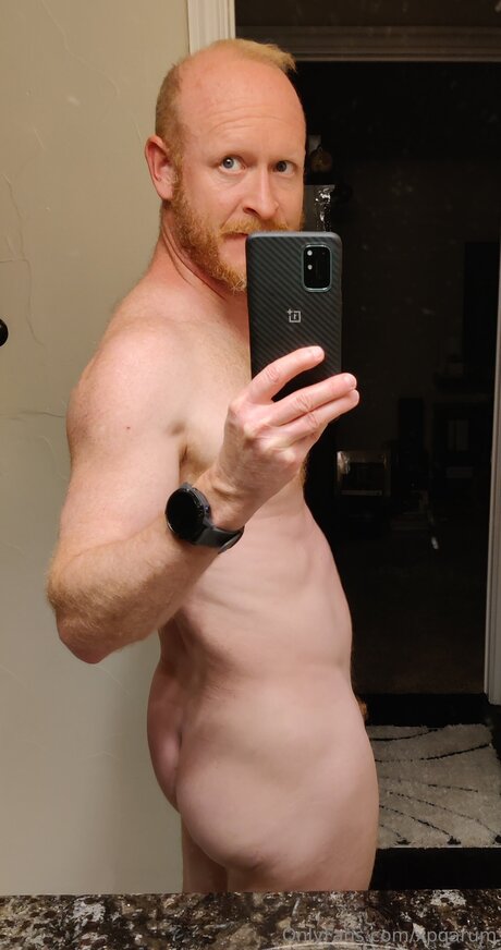 Xpqarum nude model pics