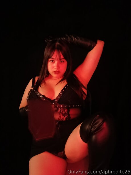 Aphrodite25 exclusive actress pictures